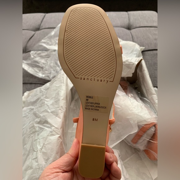 Sanctuary beautiful coral wedge heels 2” hight gently use size 8M - Picture 5 of 9